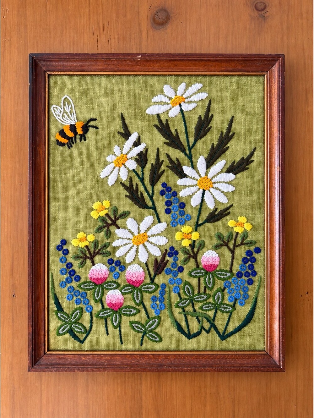 Vintage 1970s MCM Signed Crewel Embroidery Floral Wall Art Bee Framed Needlework